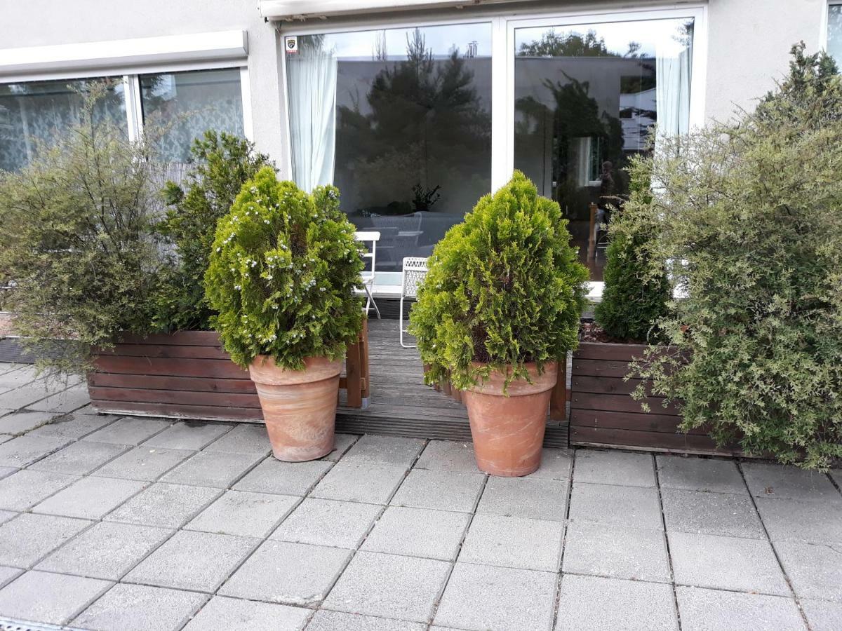 Warsaw Concierge Family Apartment Exterior photo